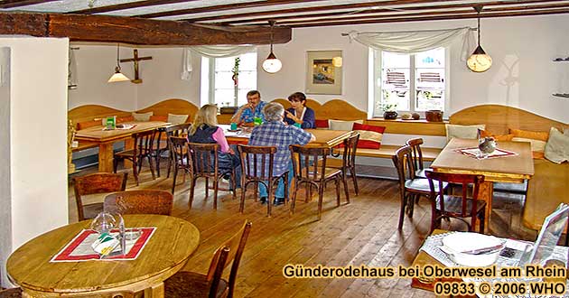 Gnderodehaus auf der Rheinhhe am Sieben-Jungfrauen-Blick bei Oberwesel am Rhein
